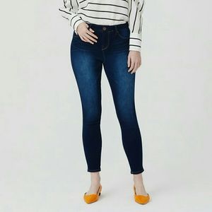 1822 super skinny  dark wash denim jeans